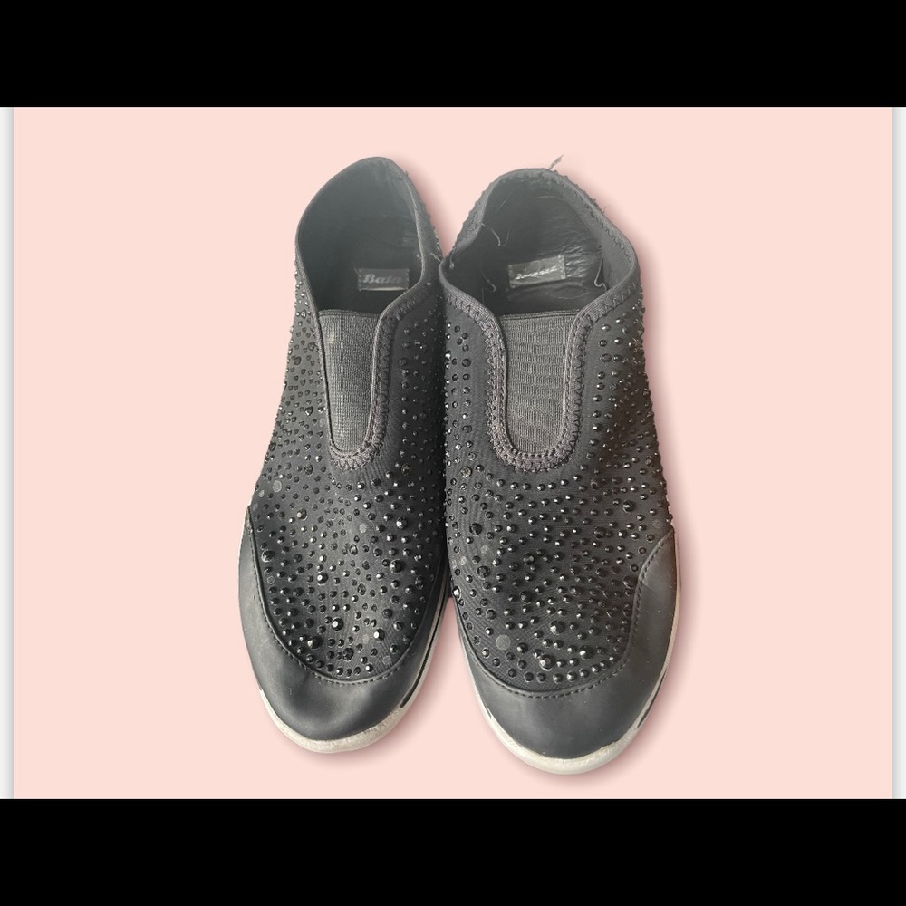 Small wedge sparkly slide in shoe